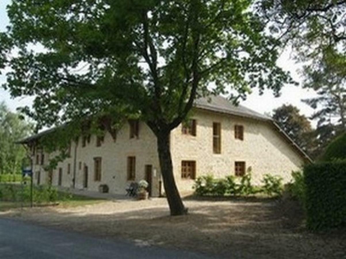 Hotel La Corrérie Les Grandes-Armoises Esterno foto