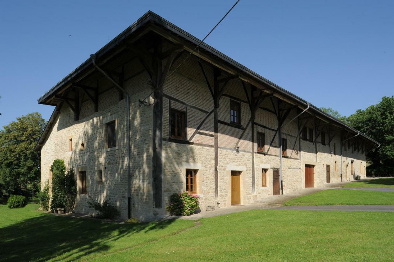 Hotel La Corrérie Les Grandes-Armoises Esterno foto